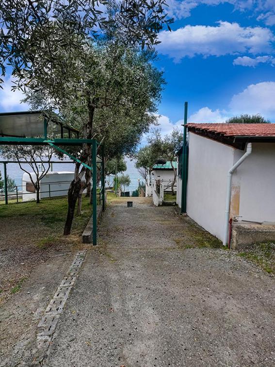 Villaggio Residence Villamarina 卡梅罗塔的码头 外观 照片